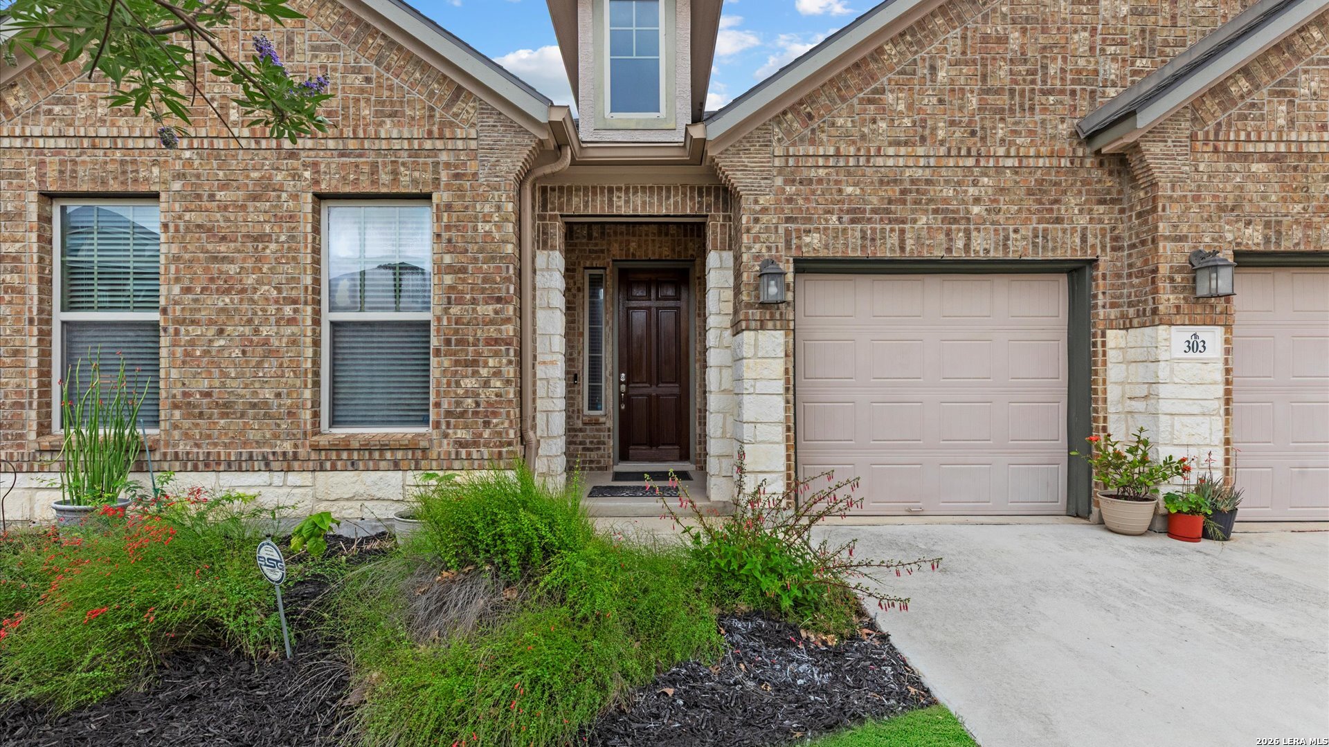 303 Canyon View Run San Antonio TX 78258
