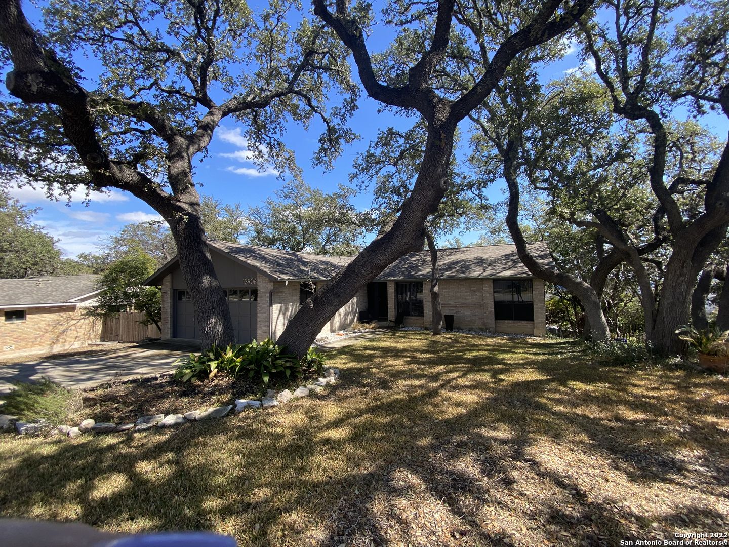 13906 N Hills Village Drive San Antonio TX 78249