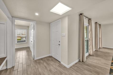 130 Dawnridge San Antonio TX 78213