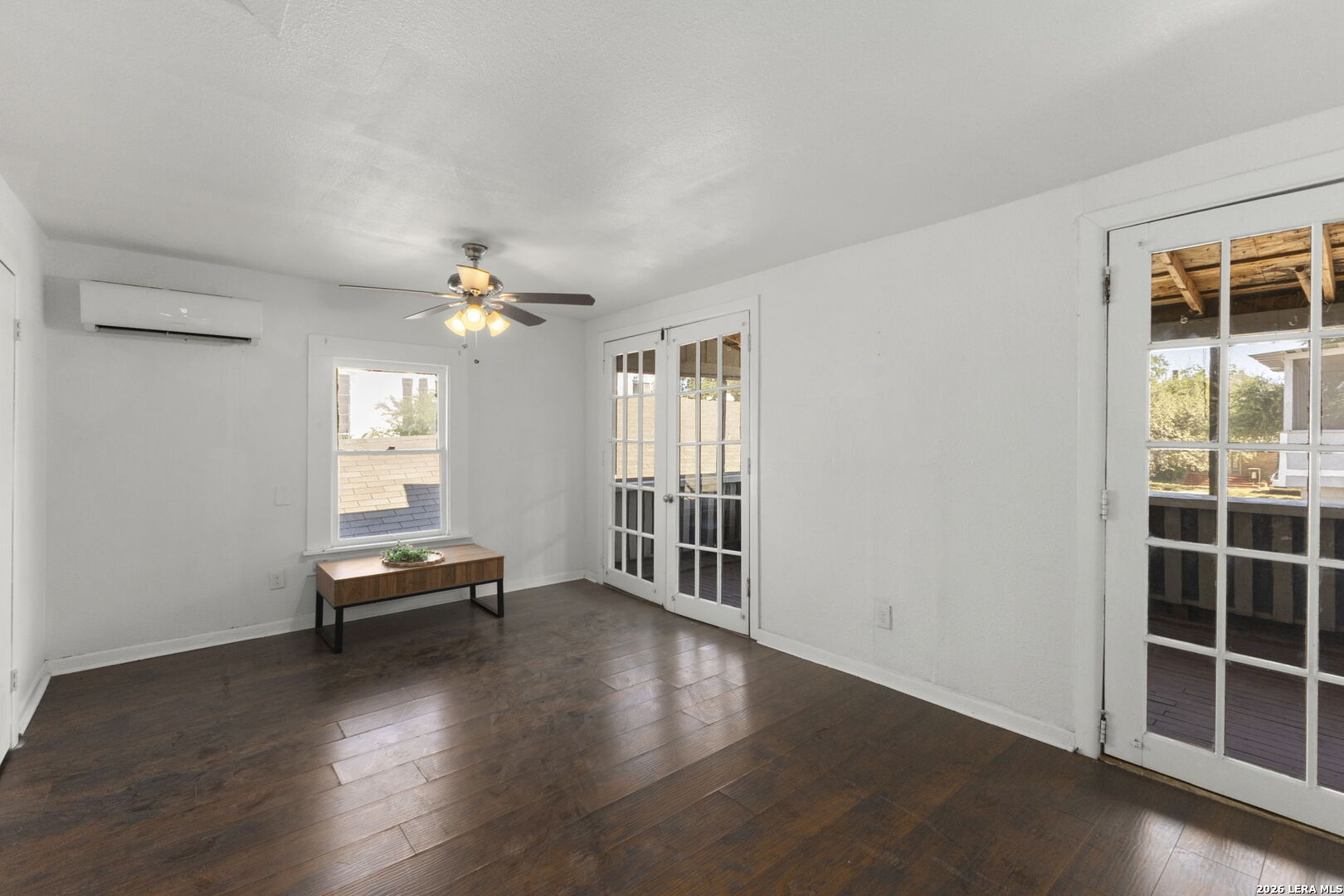 1127 W Woodlawn Avenue San Antonio TX 78201