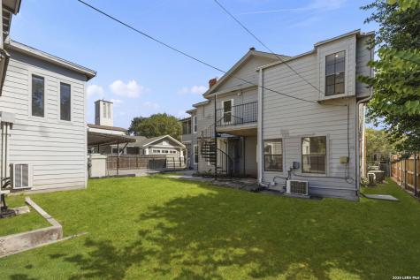 1127 W Woodlawn Avenue San Antonio TX 78201