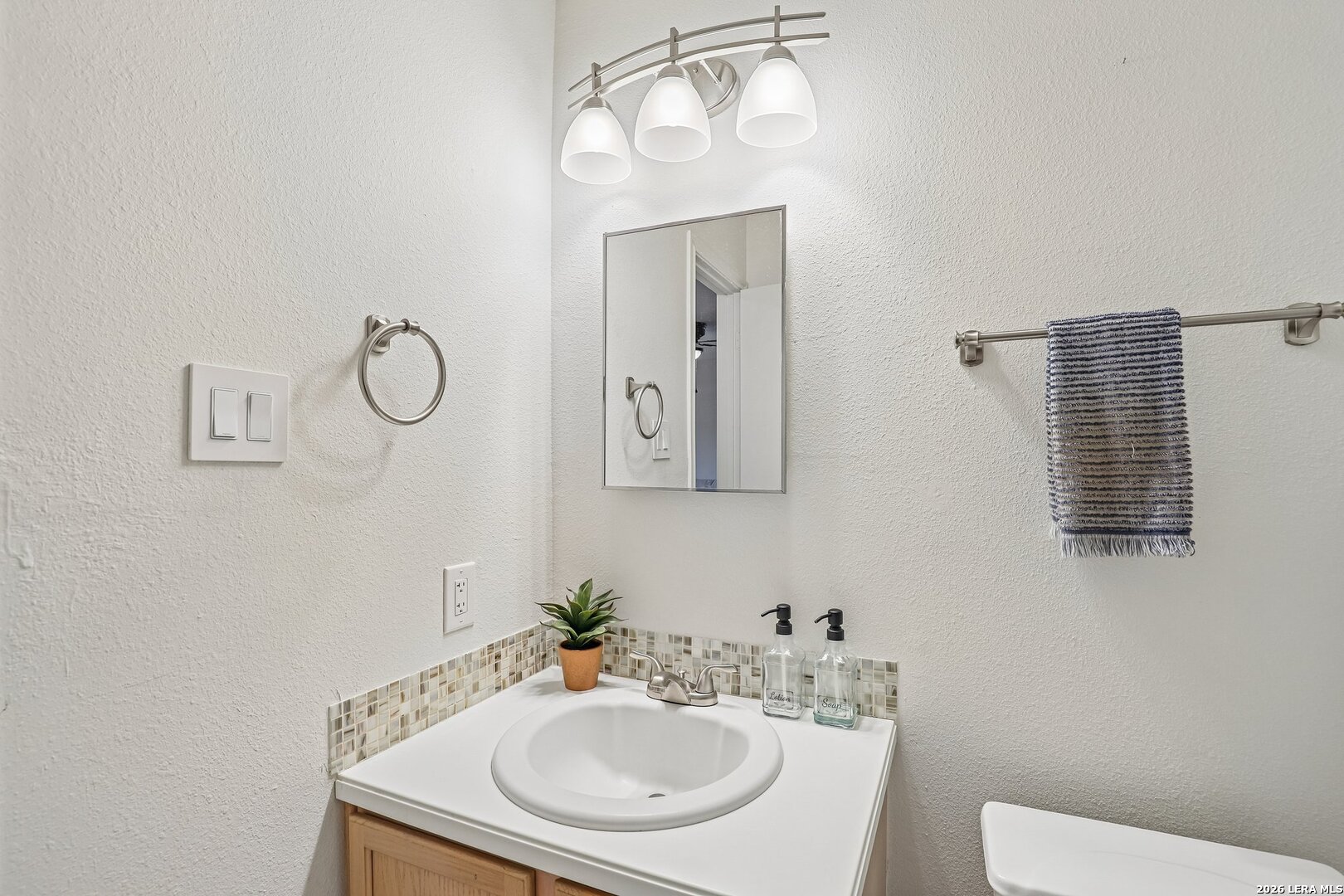 8810 Bridgefield San Antonio TX 78240