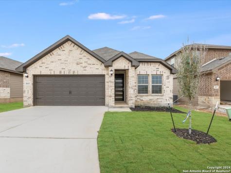 3033 Charyn Way New Braunfels TX 78132