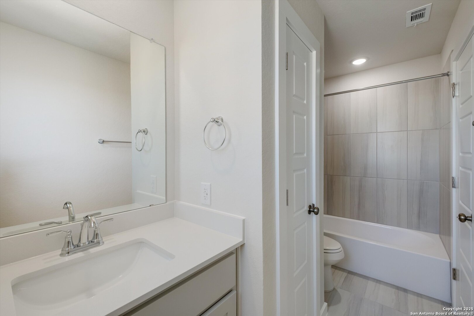 15407 Ivory Hills San Antonio TX 78247