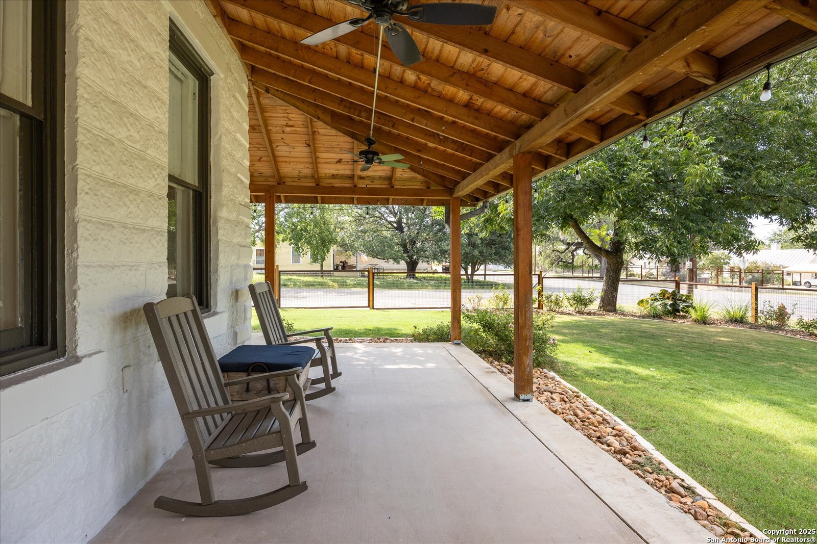 504 6th Comfort TX 78013