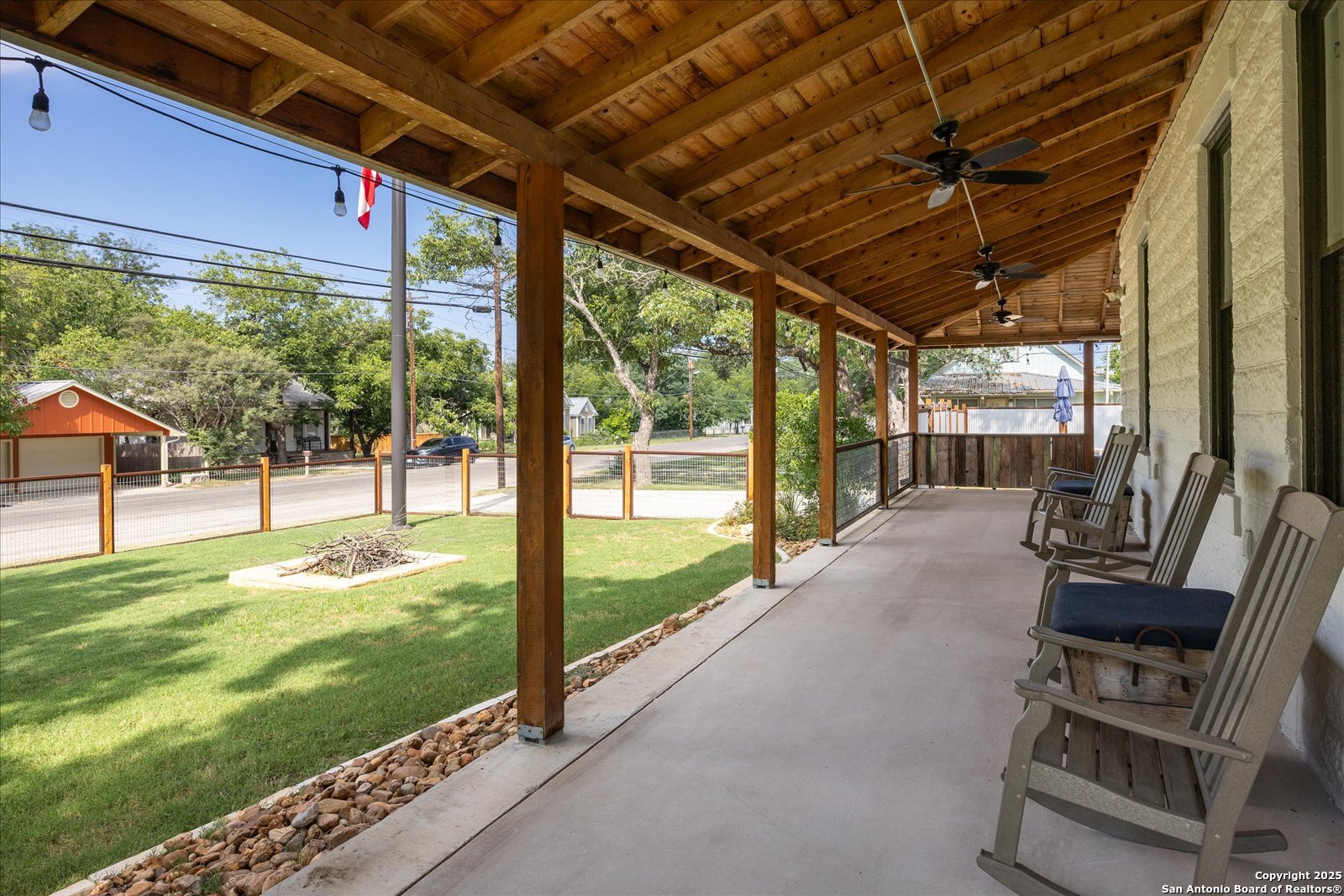 504 6th Comfort TX 78013