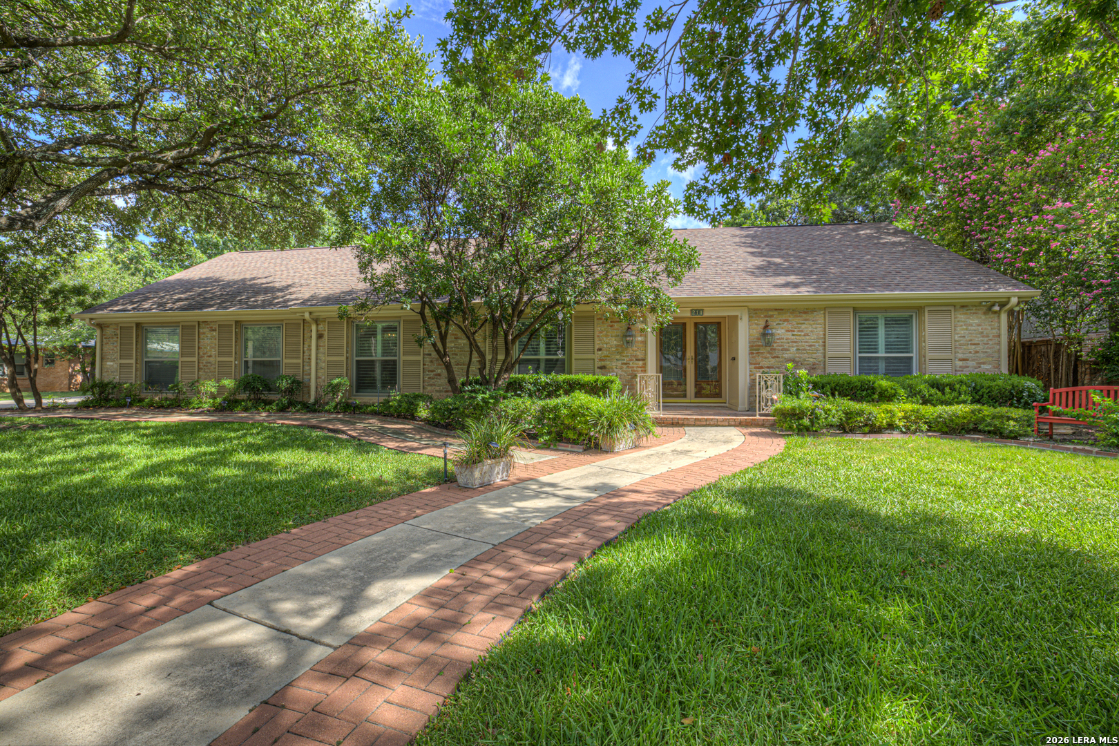 211 Royal Oaks San Antonio TX 78209
