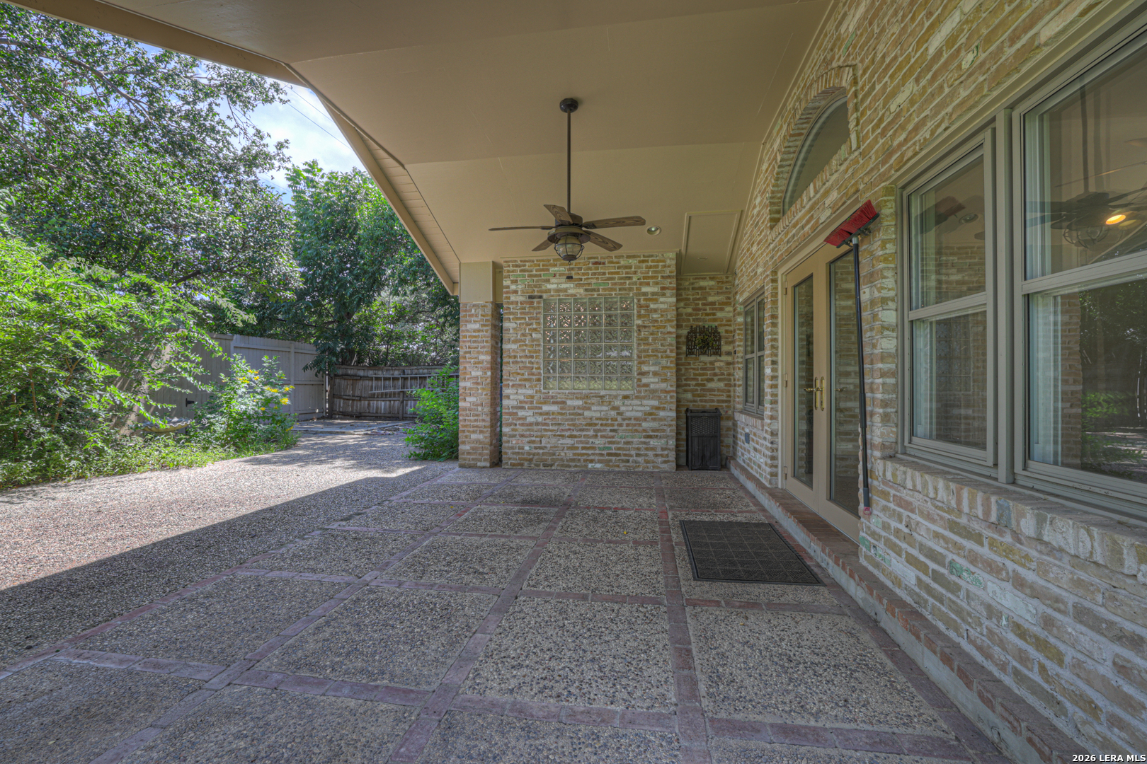 211 Royal Oaks San Antonio TX 78209
