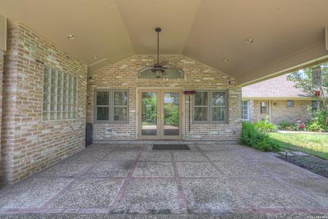 211 Royal Oaks San Antonio TX 78209