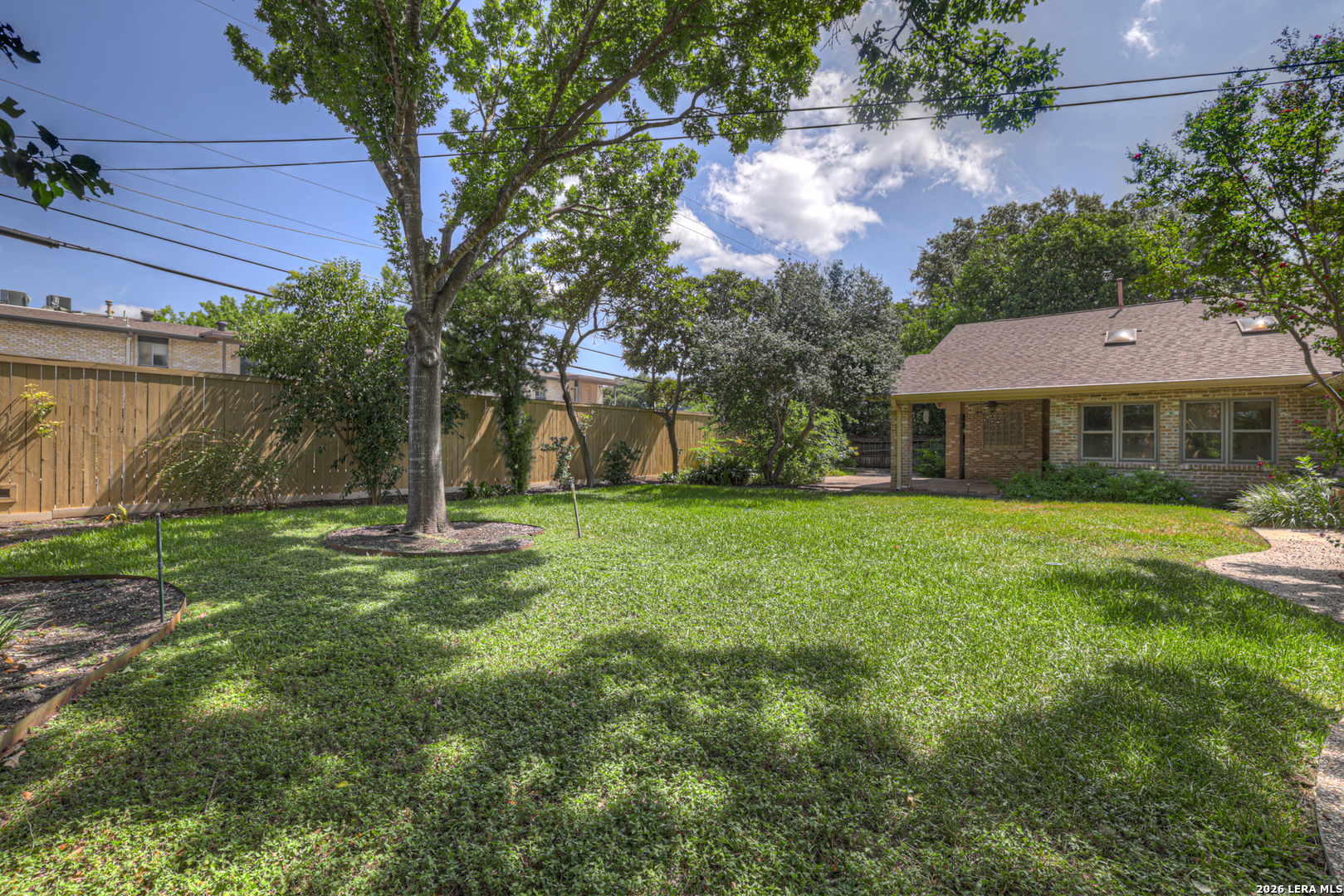 211 Royal Oaks San Antonio TX 78209