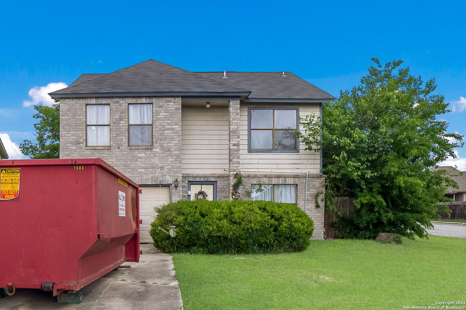 5711 Sunrise Laurel San Antonio TX 78244