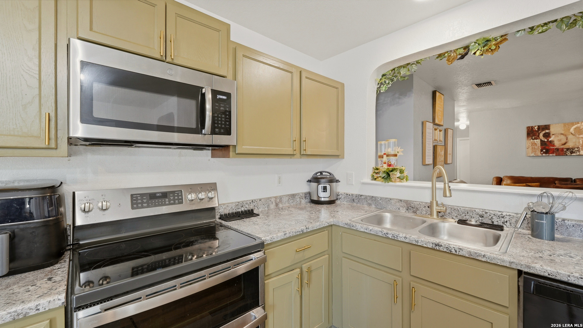 7703 Arabian Creek San Antonio TX 78244