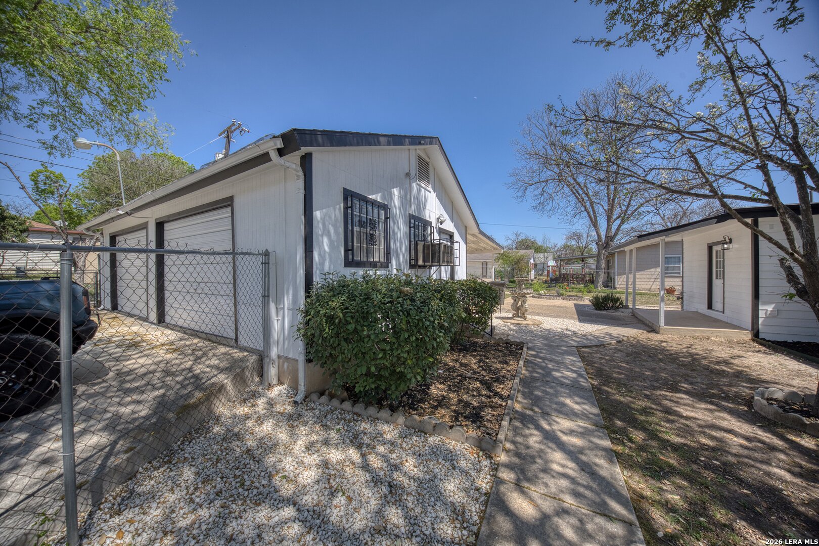 703 Glamis San Antonio TX 78223