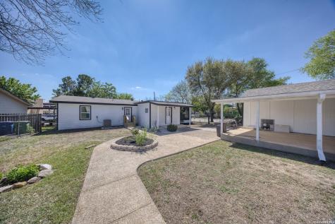 703 Glamis San Antonio TX 78223
