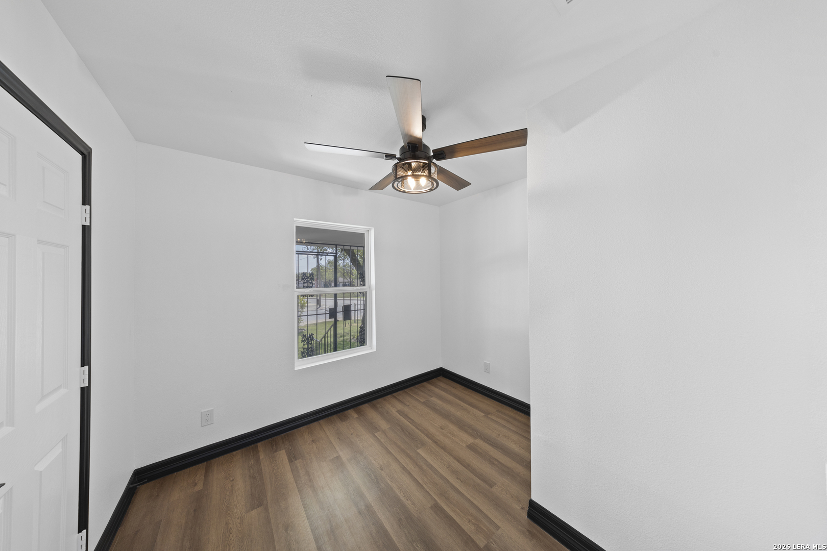 703 Glamis San Antonio TX 78223