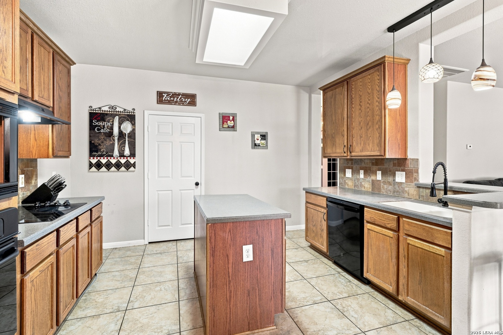 143 Still Brook Cibolo TX 78108