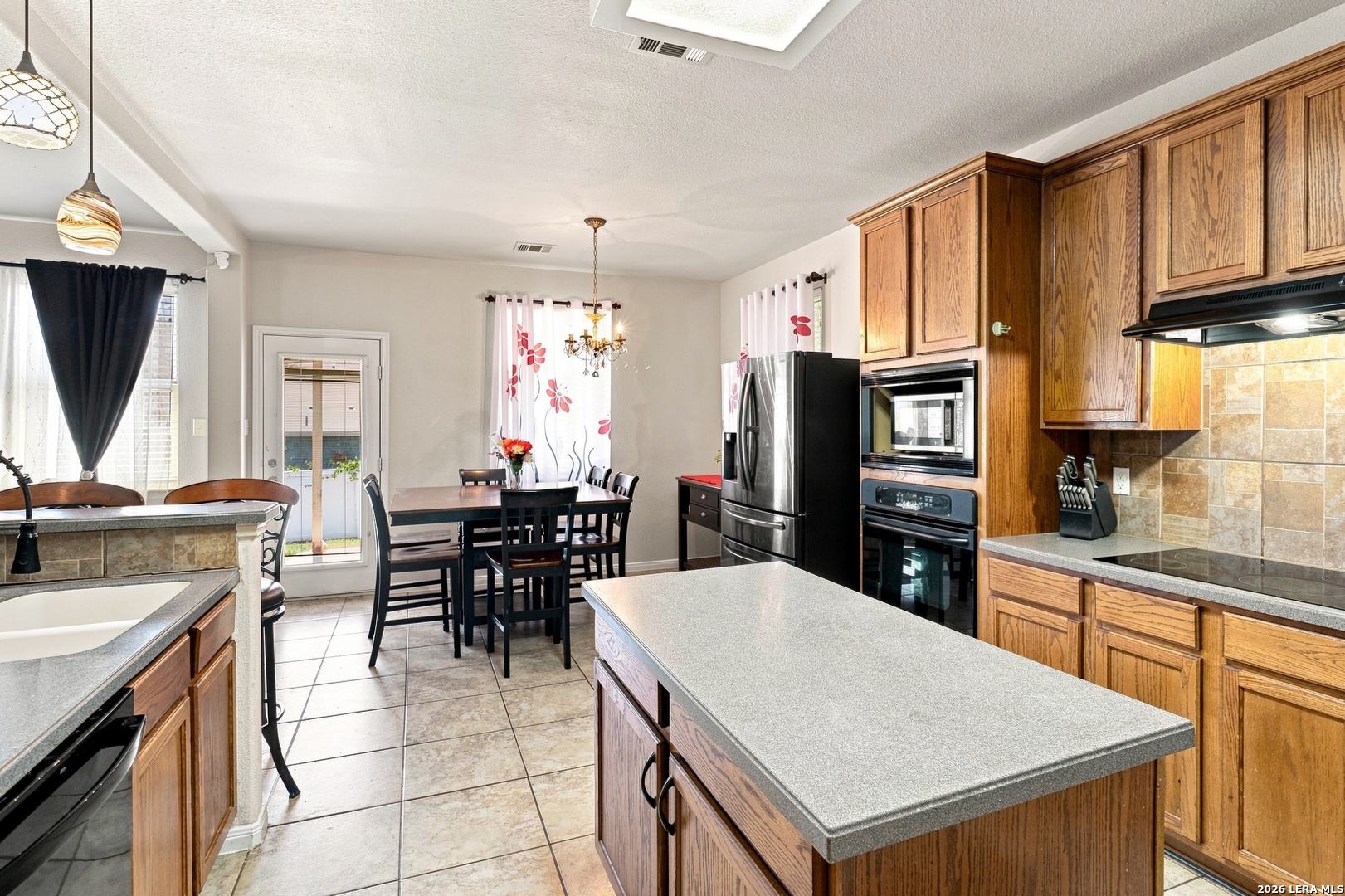 143 Still Brook Cibolo TX 78108
