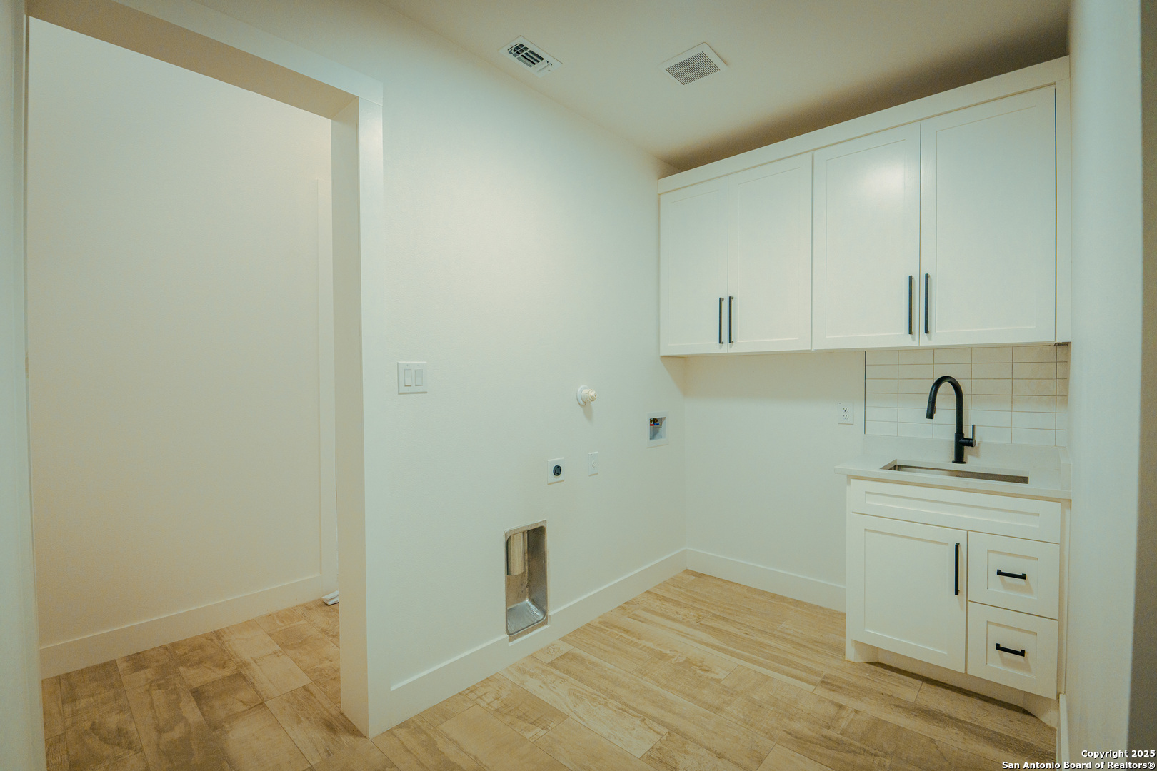 603 Spacious Sky San Antonio TX 78260