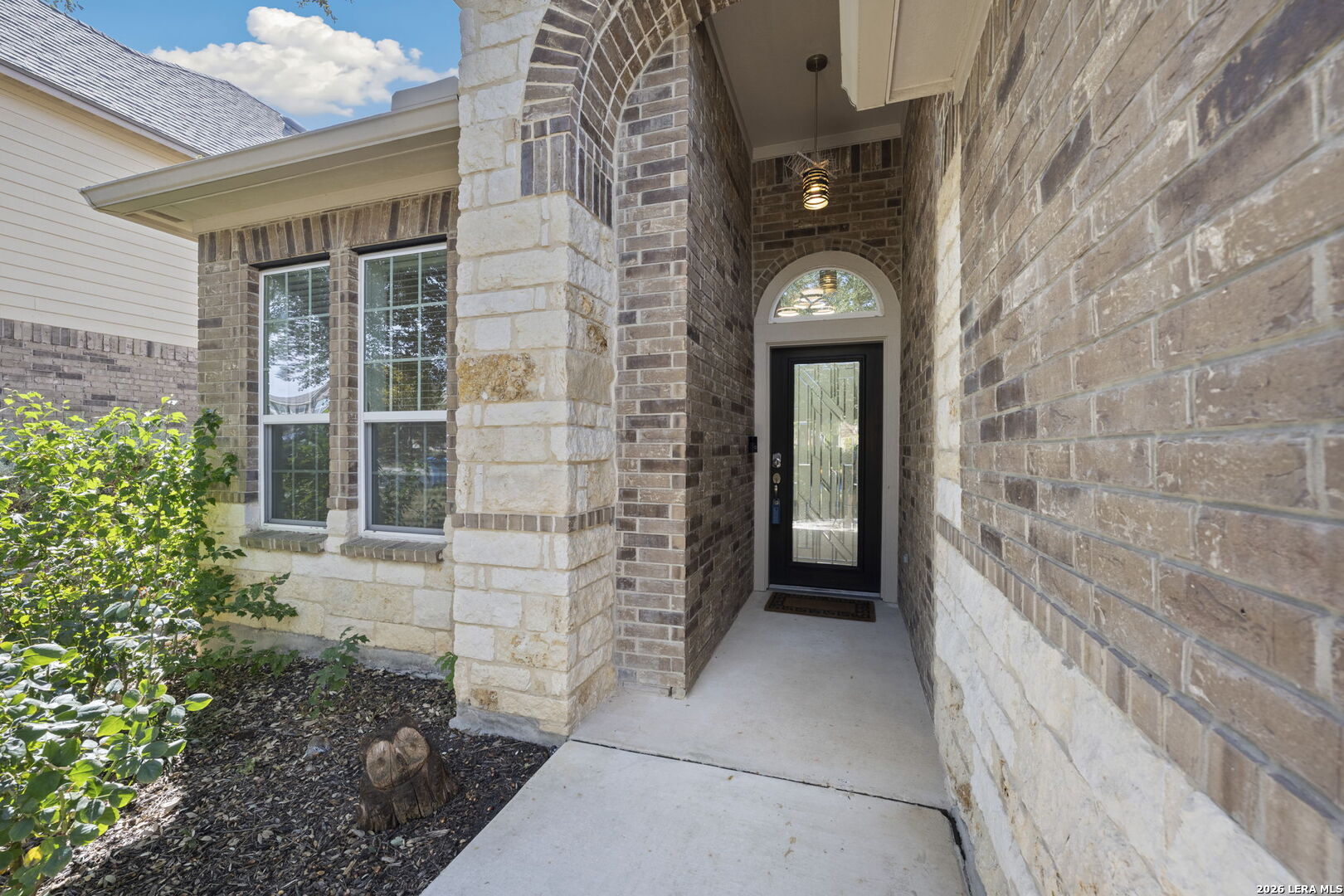 10426 Palmera Helotes TX 78023