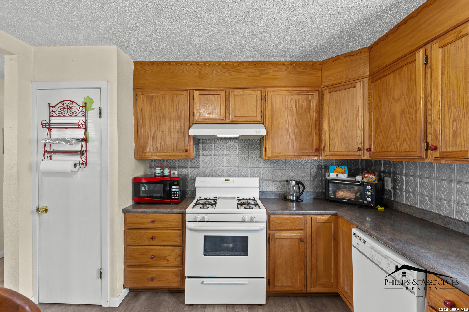 1709 Avenue E Hondo TX 78861
