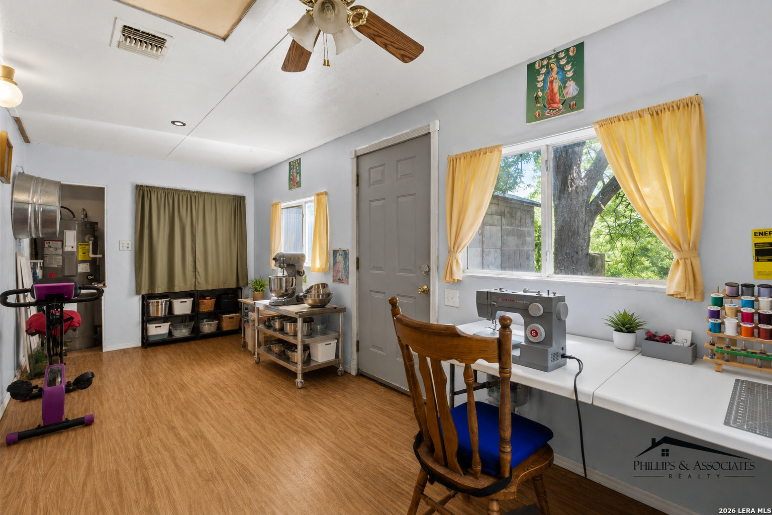 1709 Avenue E Hondo TX 78861