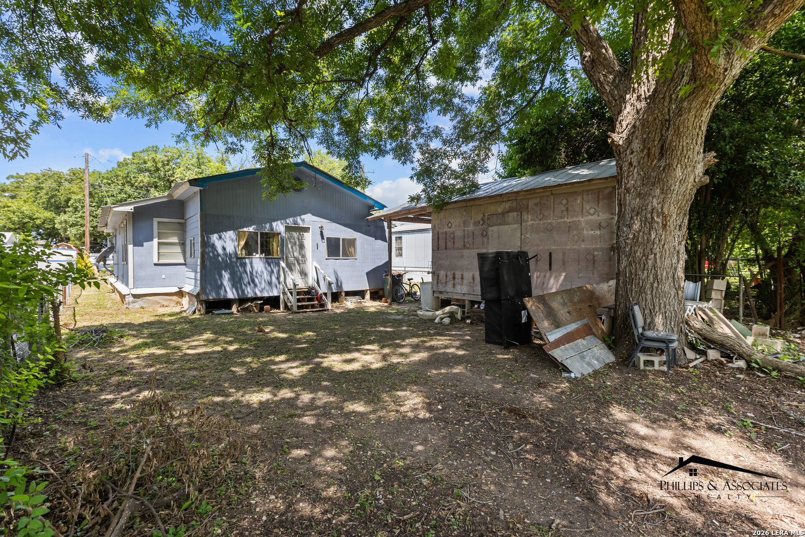 1709 Avenue E Hondo TX 78861