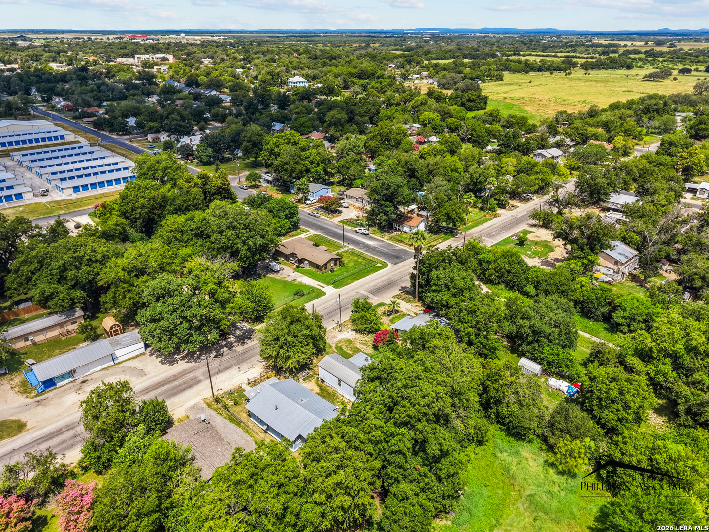 1709 Avenue E Hondo TX 78861
