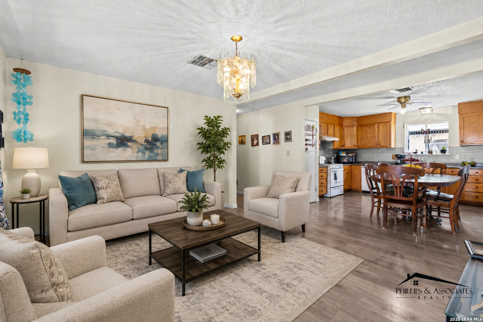 1709 Avenue E Hondo TX 78861