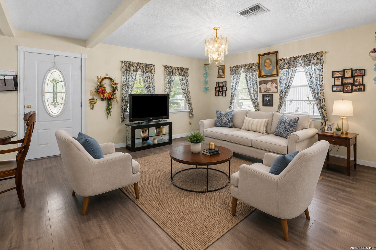 1709 Avenue E Hondo TX 78861