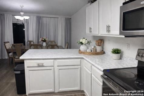 3202 Carswell Bend San Antonio TX 78245