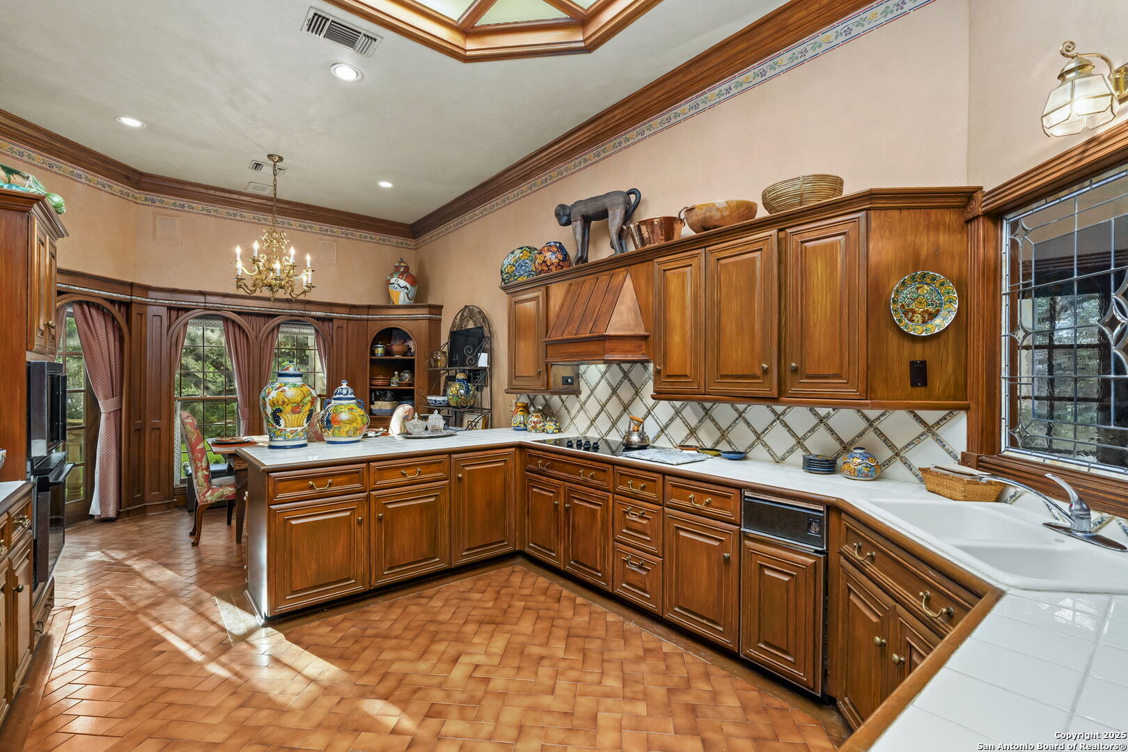 9003 Village Drive San Antonio TX 78217