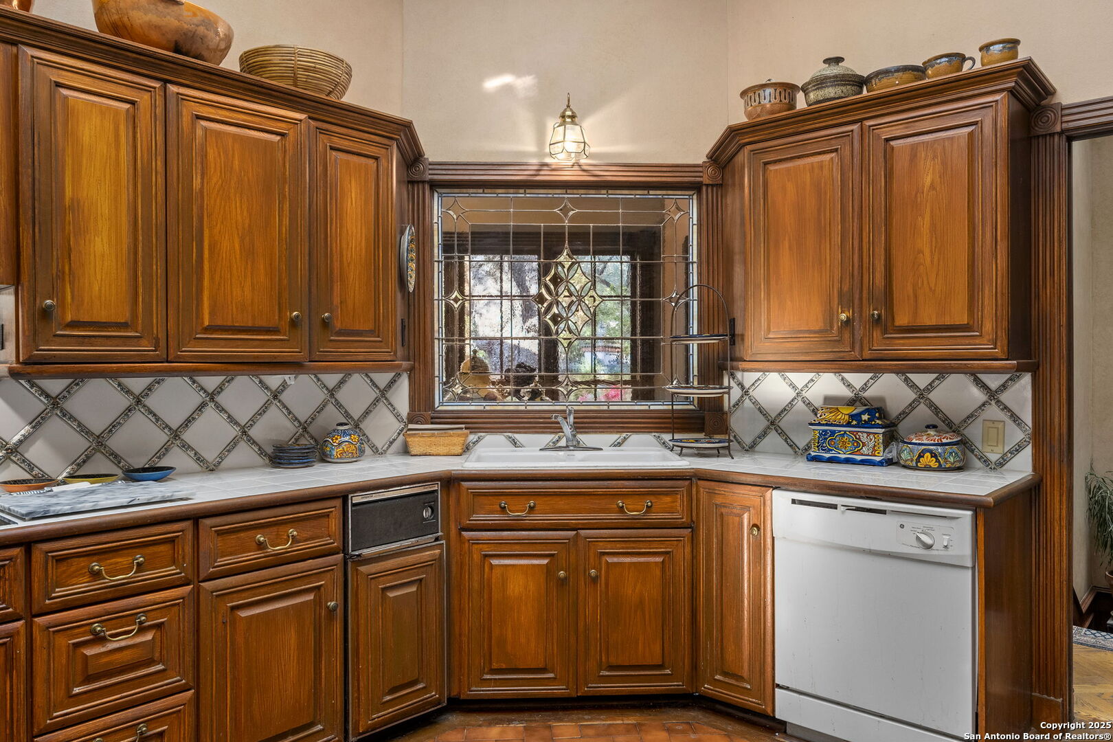 9003 Village Drive San Antonio TX 78217