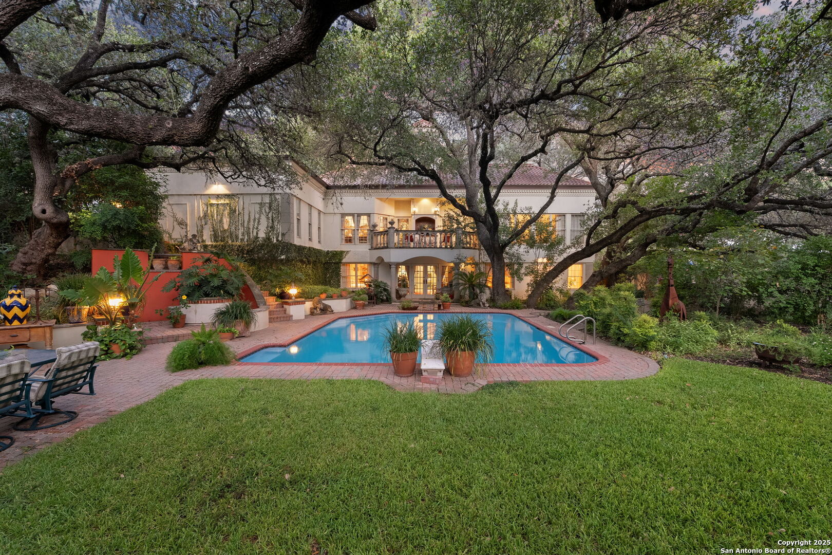9003 Village Drive San Antonio TX 78217