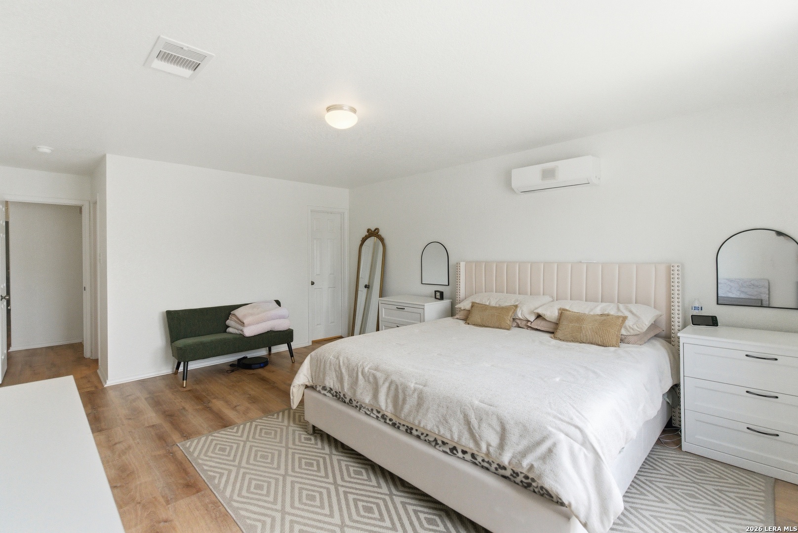 8822 Mesa Vista San Antonio TX 78224