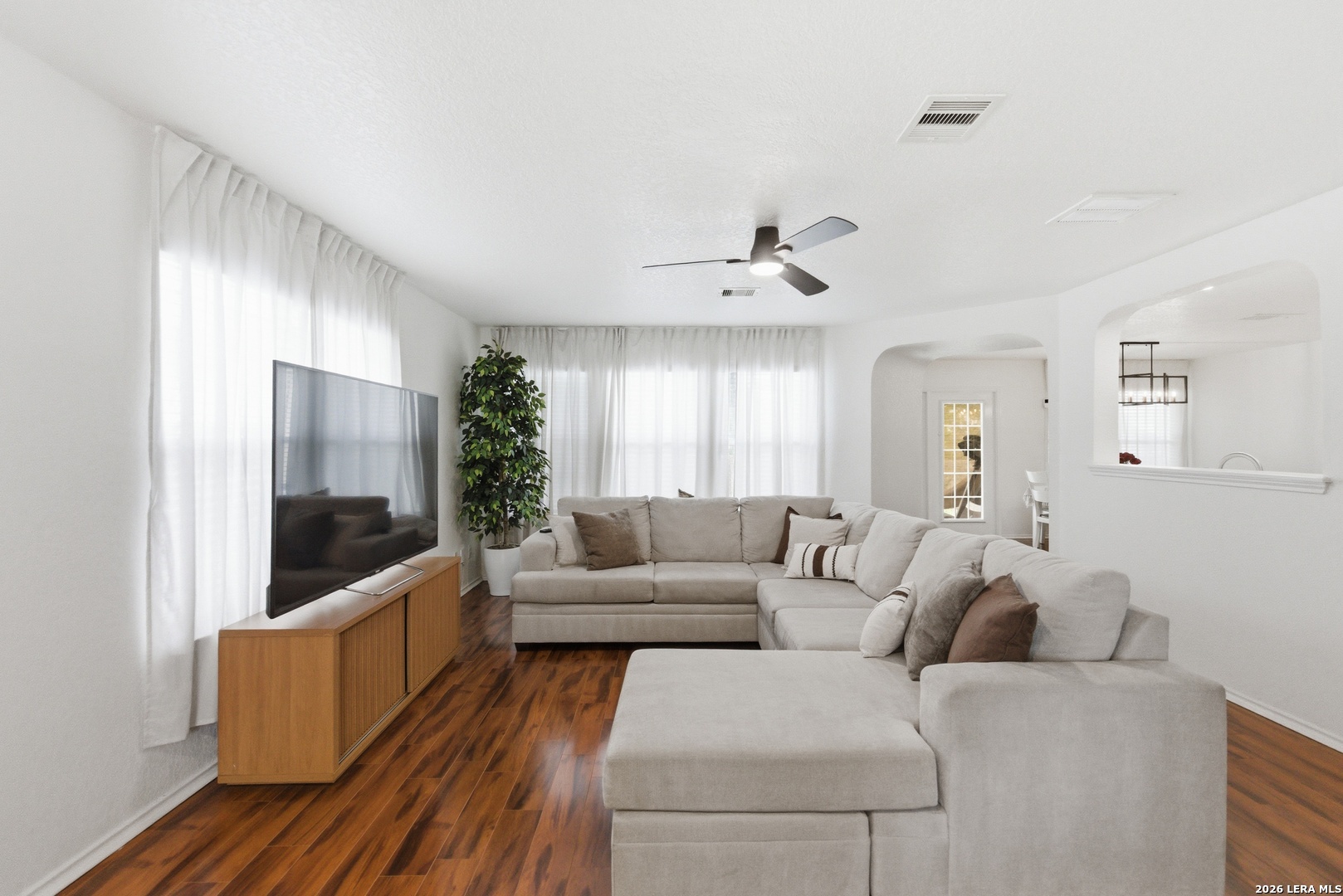 8822 Mesa Vista San Antonio TX 78224