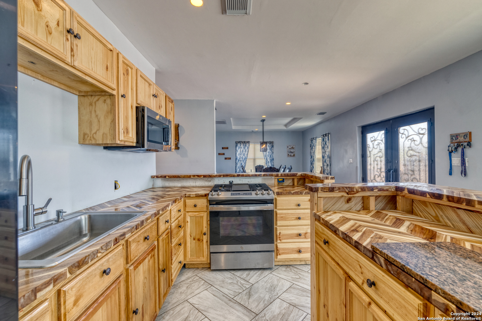 136 Cardinal Drive Camp Wood TX 78833