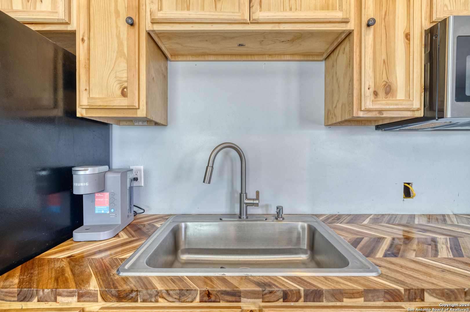 136 Cardinal Drive Camp Wood TX 78833