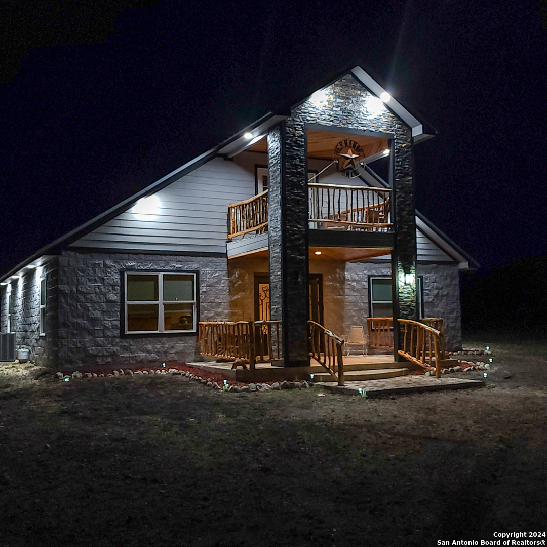 136 Cardinal Drive Camp Wood TX 78833