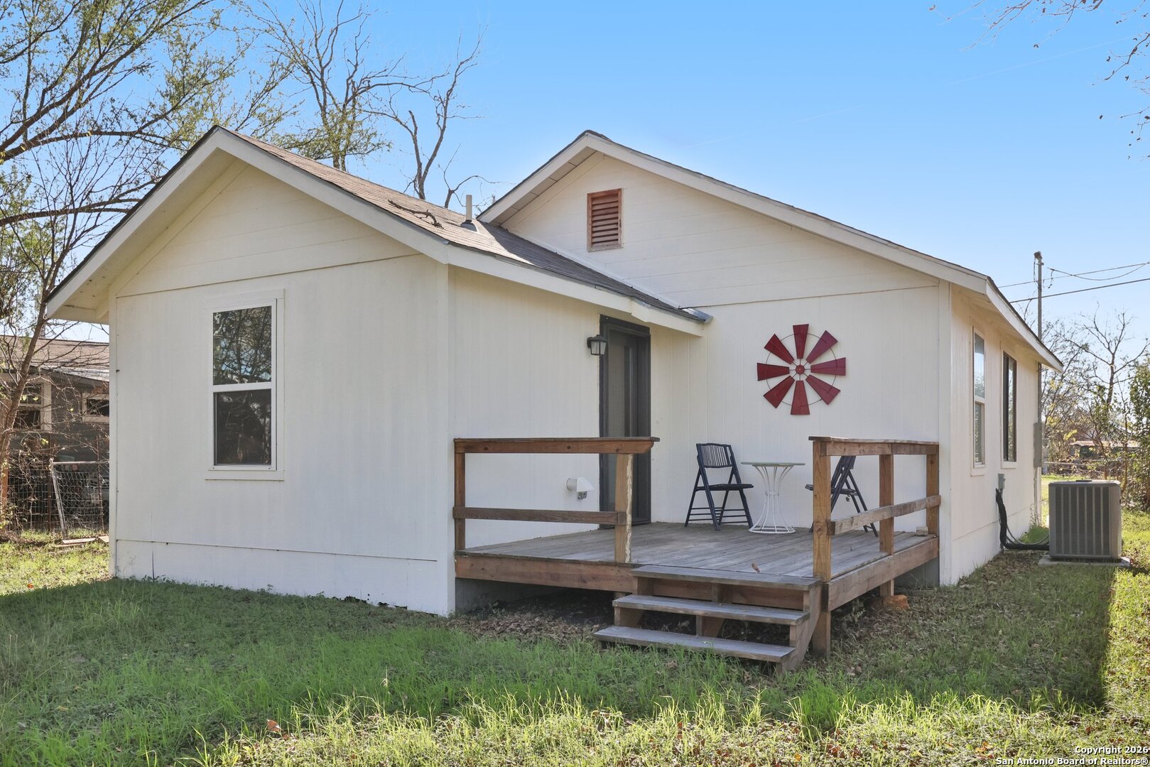 404 Harper Seguin TX 78155