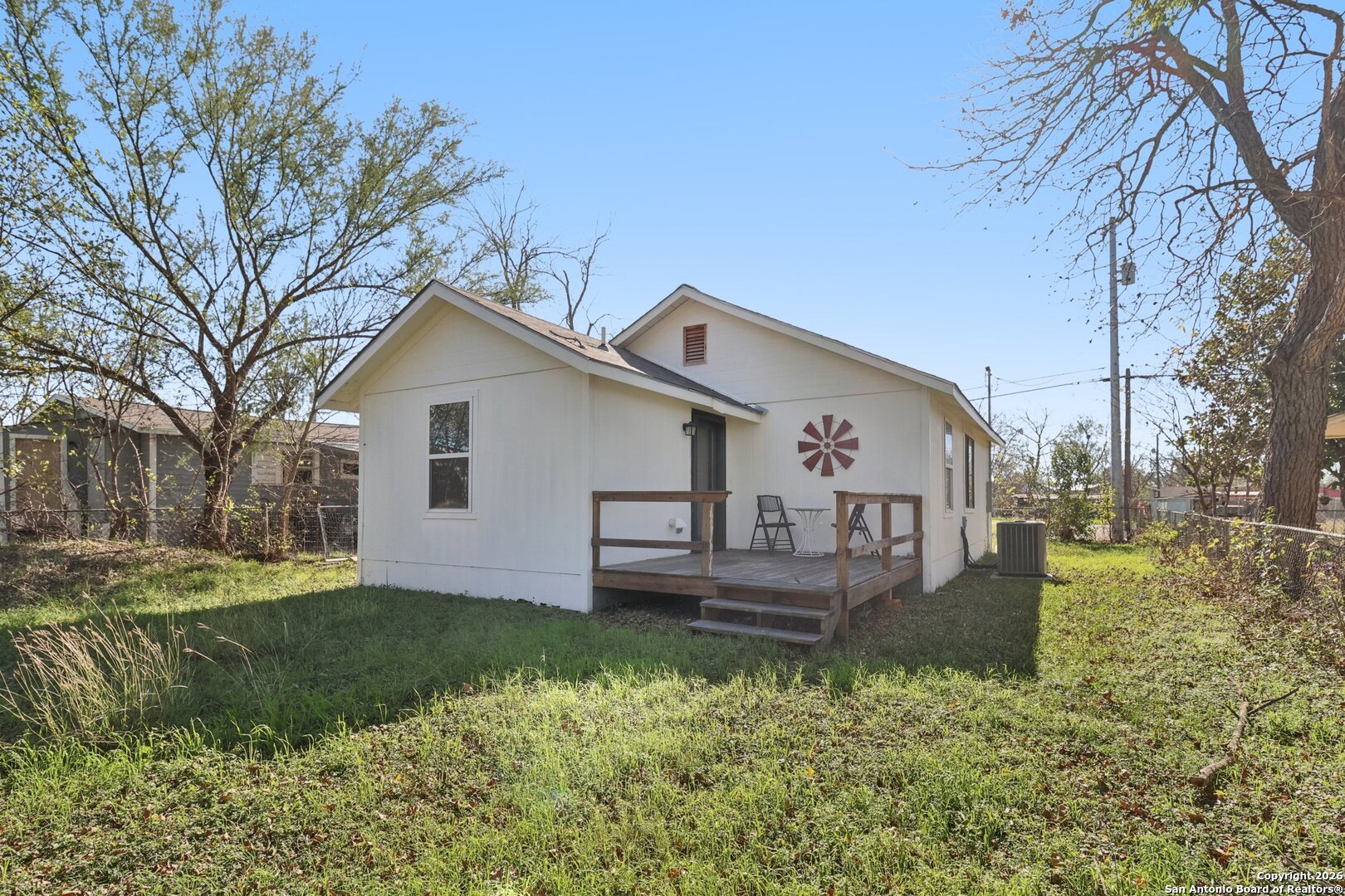 404 Harper Seguin TX 78155