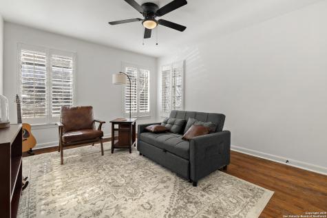 204 Carolina San Antonio TX 78210