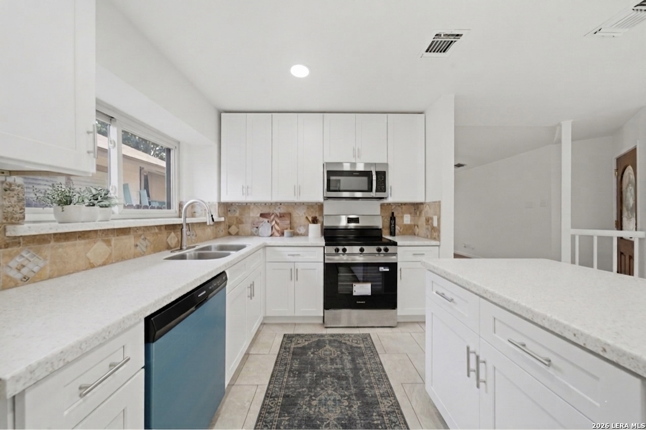 9231 Deer Village San Antonio TX 78250