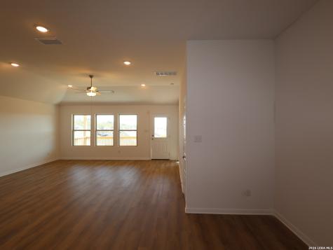 15438 Jake Crossing San Antonio TX 78245