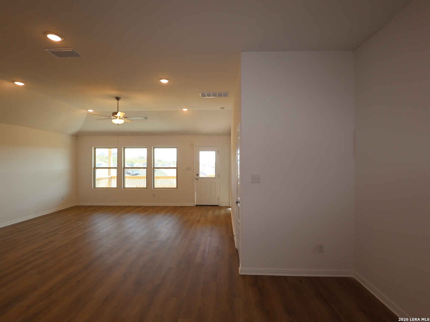 15438 Jake Crossing San Antonio TX 78245