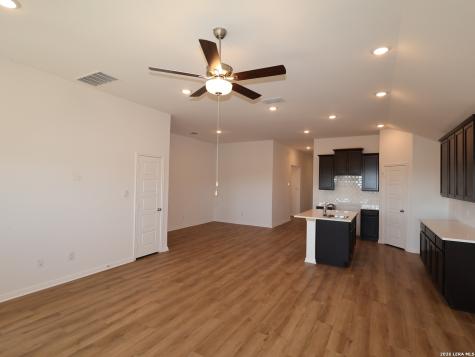 15438 Jake Crossing San Antonio TX 78245