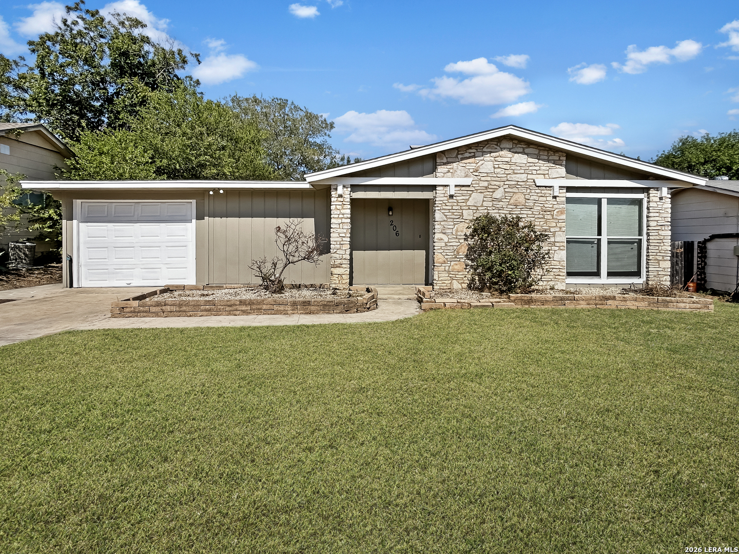 206 Lost Forest Street Live Oak TX 78233
