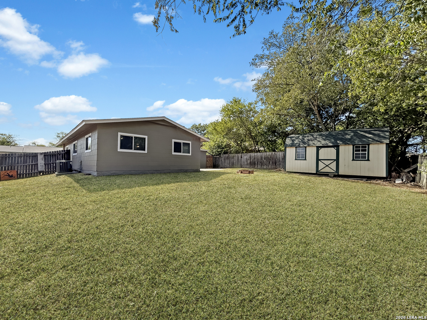 206 Lost Forest Street Live Oak TX 78233