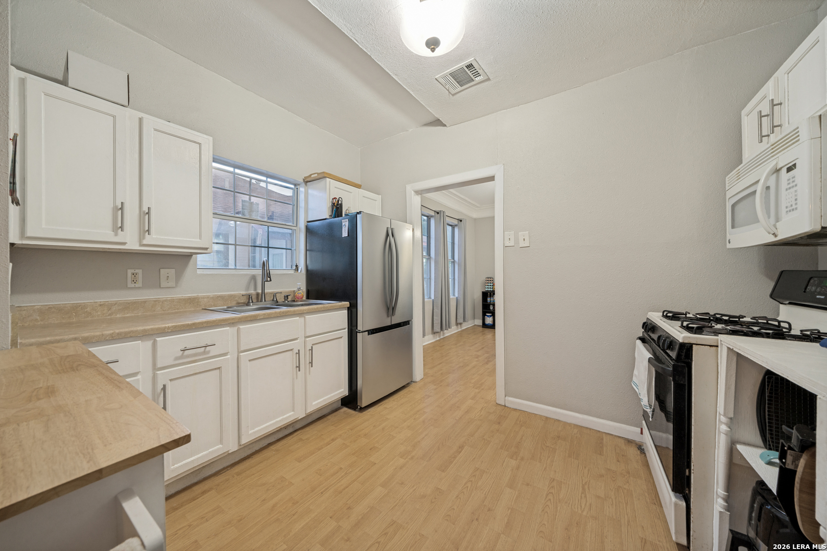 928 Kayton Avenue San Antonio TX 78210