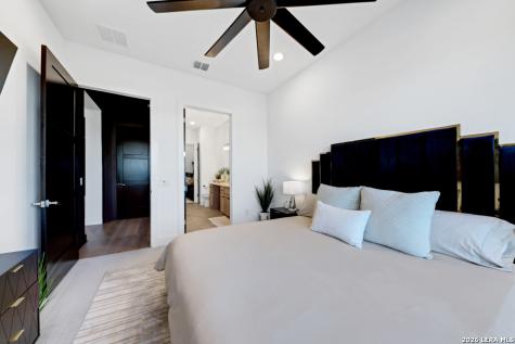 6715 Bella Colina San Antonio TX 78256