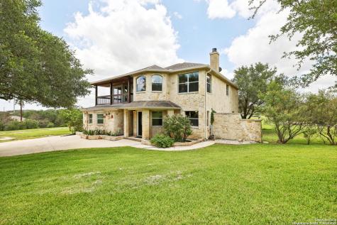 130 County Road 2722 Mico TX 78056